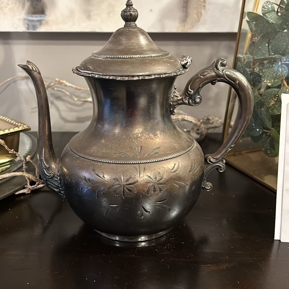 Van Bergh SP CO Quadruple Plate Made in USA Rochester, NY 1890’s-1920’s tea pot